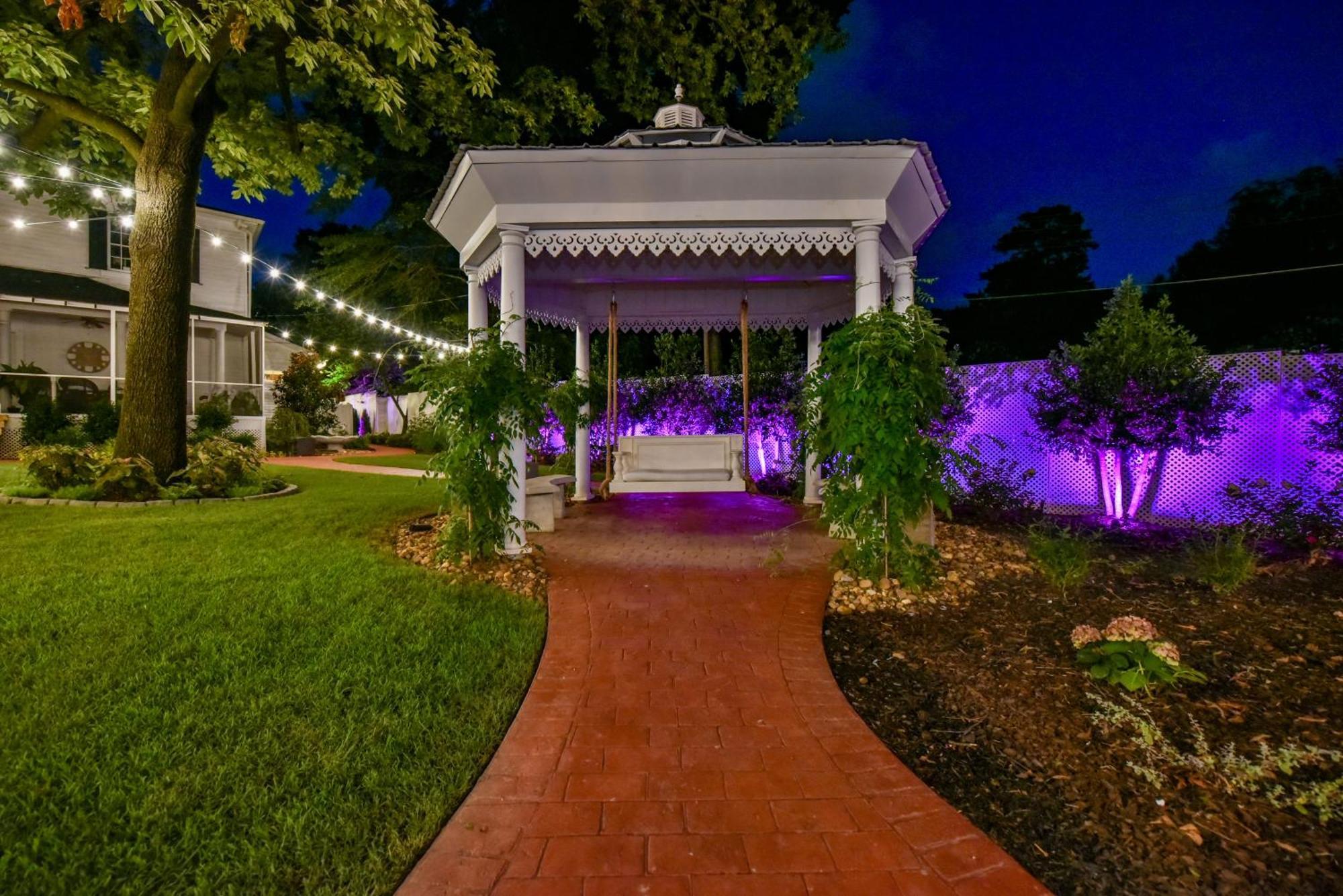 Bama Bed And Breakfast - Wisteria Suite 塔斯卡卢萨 外观 照片